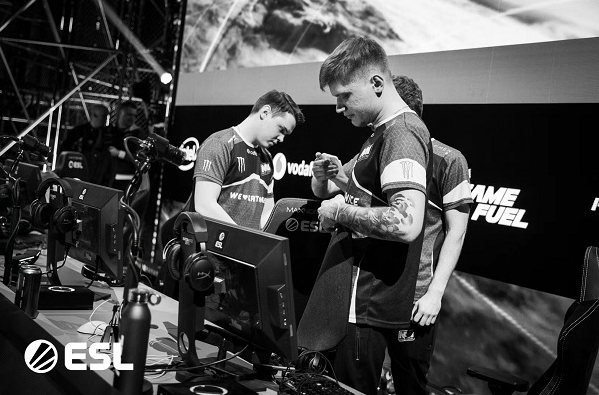 市场持续强 市场持续强