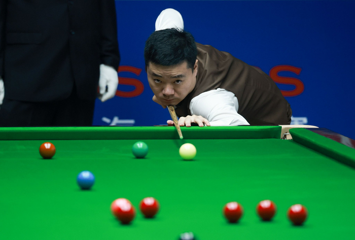 立于欧洲之 立于欧洲之